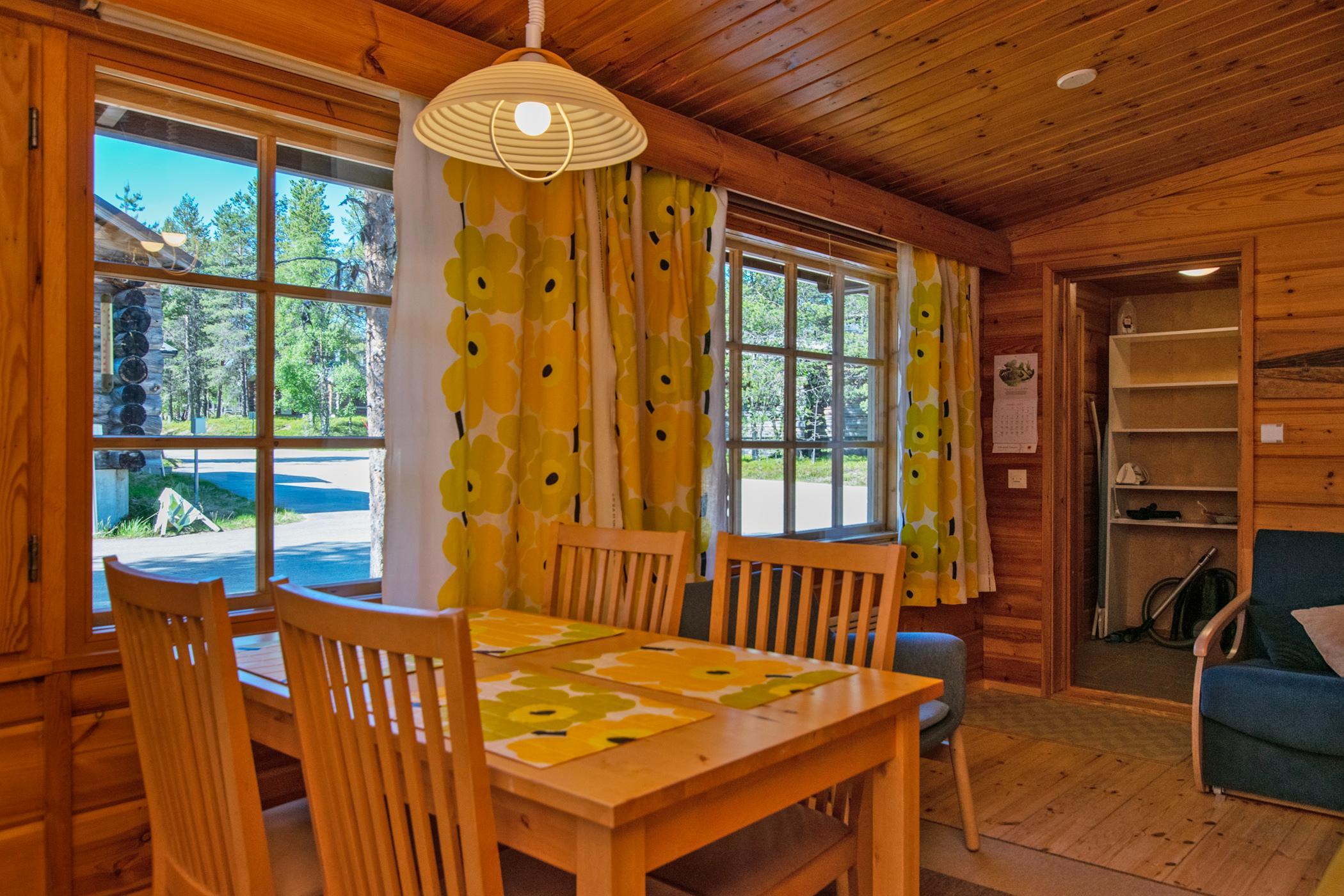 Metsäntupa 3 sisäkuva